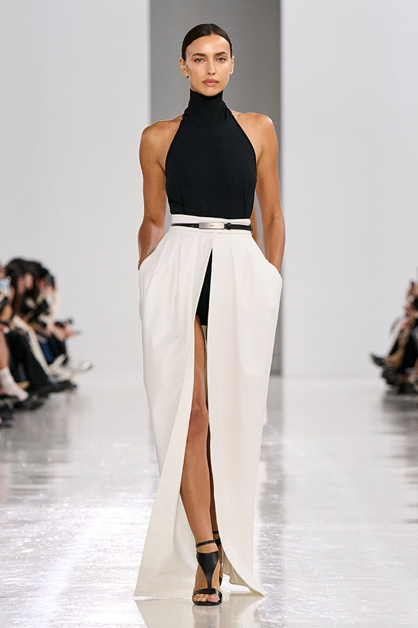 Max Mara Ss25 44 Max Mara